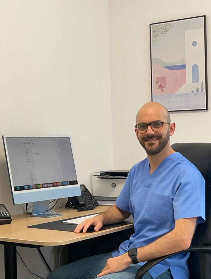 Dr Victor Vincent